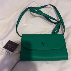 Vera wang purse